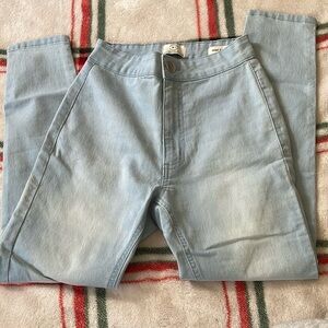 Capri jeggings size 4 fit